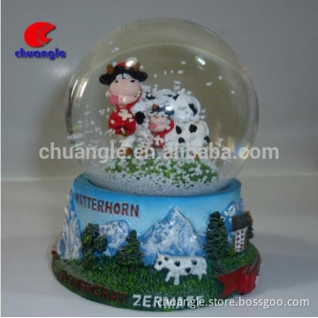 Cow Water Globe,Resin Cow Water Globe